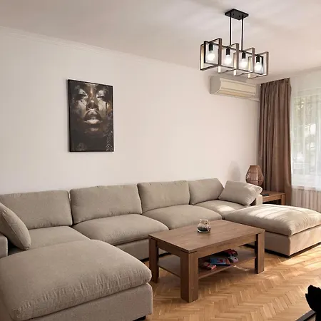 Modern 2br Fast Wifi Near Ndk شقة صوفيا