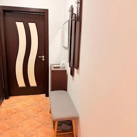 Modern 2br Fast Wifi Near Ndk *