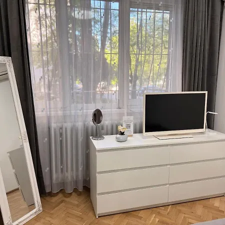 شقة Modern 2br Fast Wifi Near Ndk *