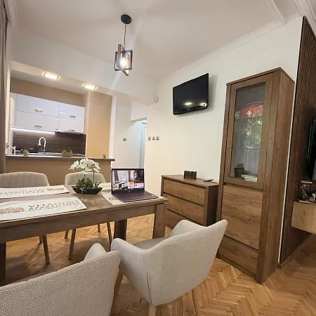Modern 2br Fast Wifi Near Ndk *